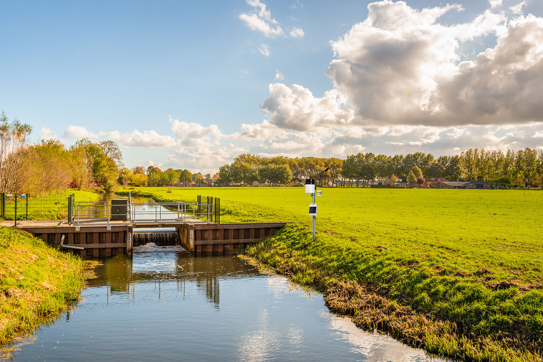 HOBO remote water level monitoring station by irrigation canal