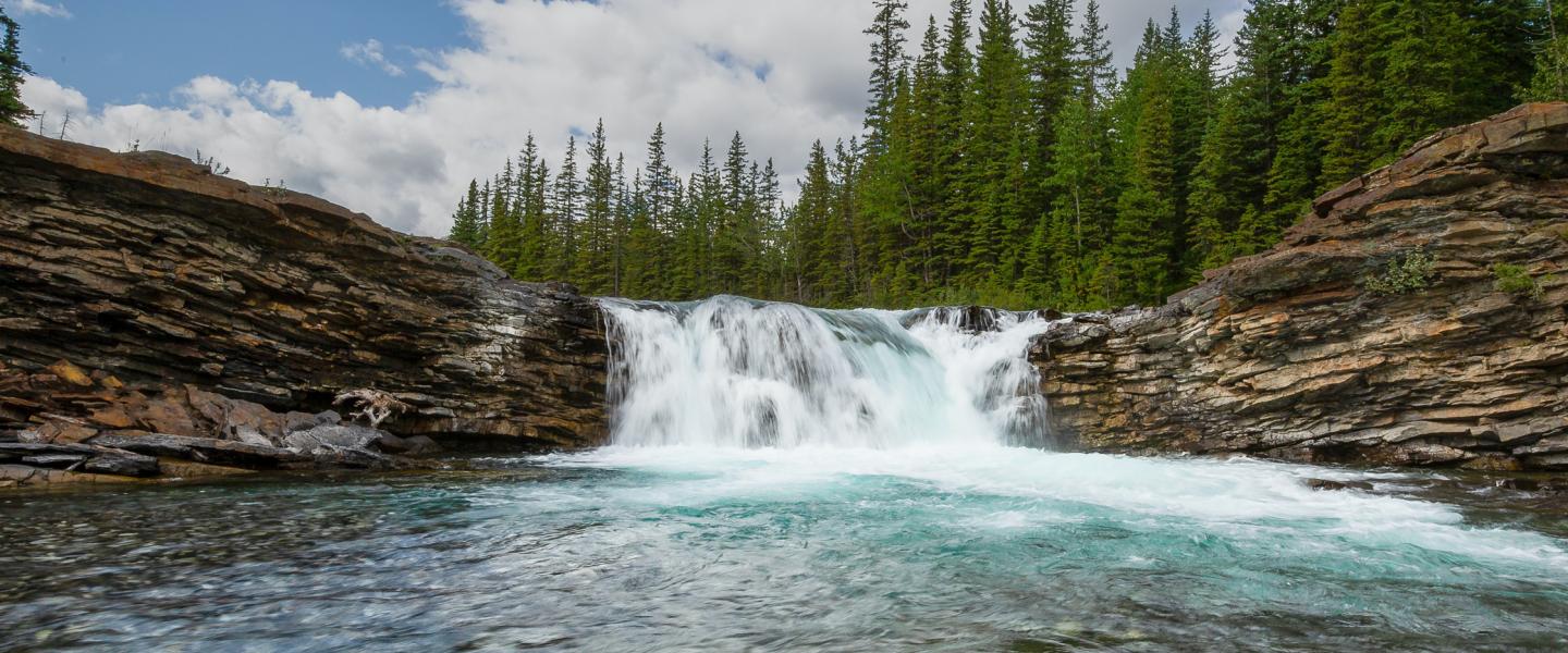 Waterfall shows the value of protecting water resources and environment