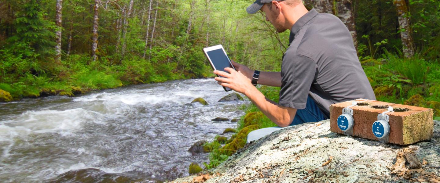 Onset's HOBO MX2200 Bluetooth Data Logger
